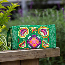 Load image into Gallery viewer, Women Ethnic Handmade Embroidered Wristlet Clutch Bag Vintage Purse Wallet